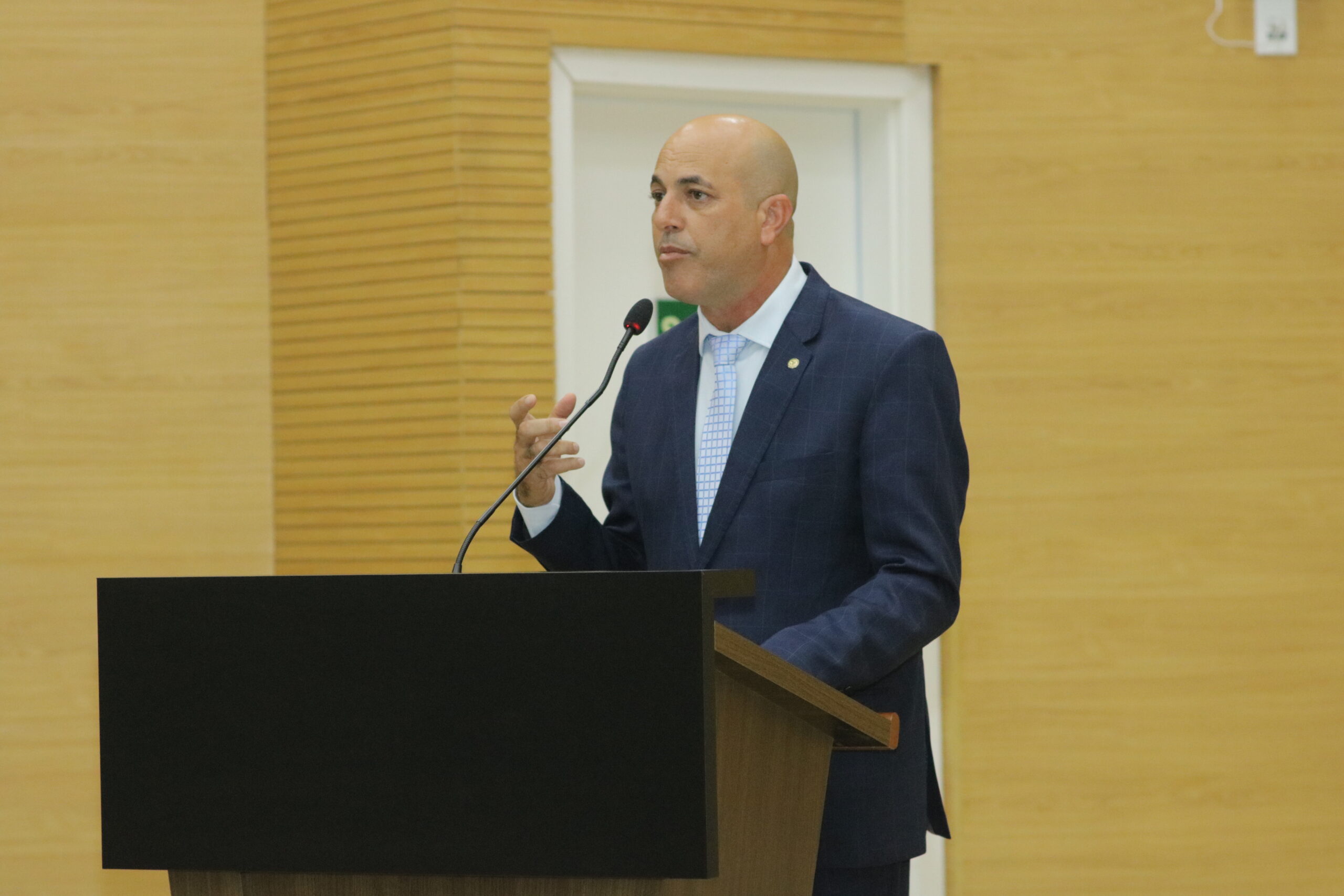 Ismael Crispin entregará Votos de Louvor a servidores da SEJUS em solenidade na ALE-RO