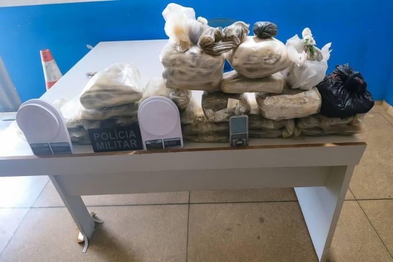 Polícia Militar apreende drogas e prende três suspeitos no mesmo dia, em Vilhena